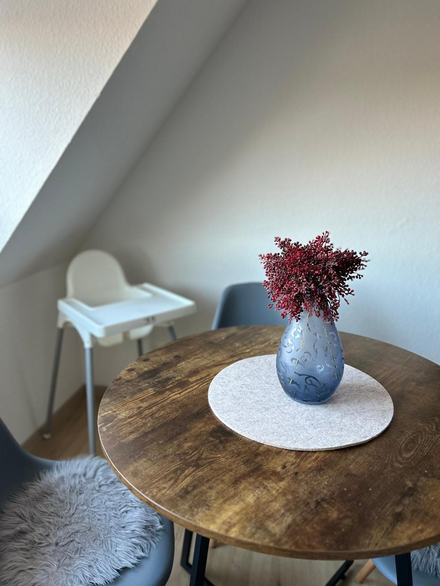 Gemuetliches Altstadtapartment Mit Balkon Und Smart Tv Erfurt Kültér fotó